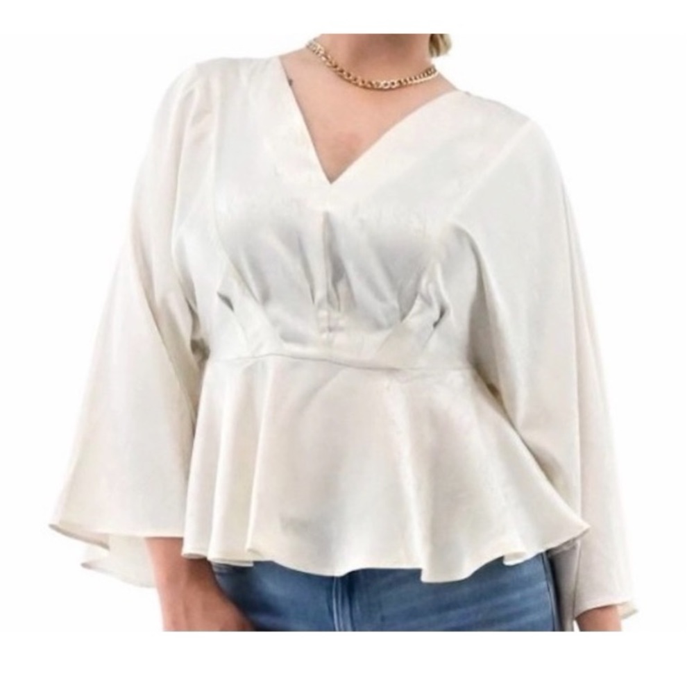 Andrew Marc ivory dolman blouse xl